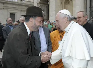 Chief Rabbi Rosen with His Holiness Pope Francis. Photo: Vatican Archives (Reproduced with permission)